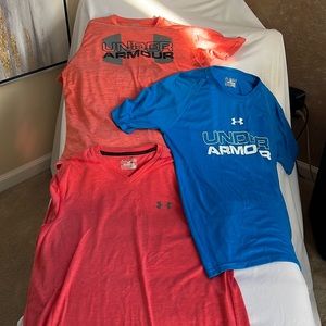 Men’s under Armour to medium and large all fit exactly the same.